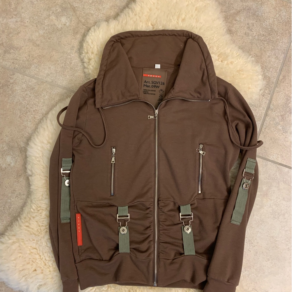 Authentic Prada sport jacket sz L